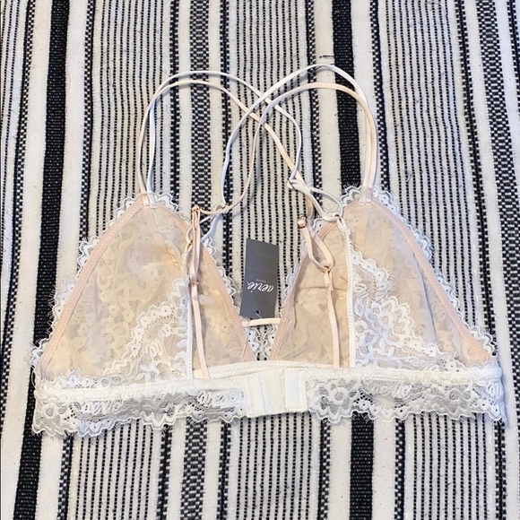 Aerie Strappy Back Bralette - Picture 2 of 3
